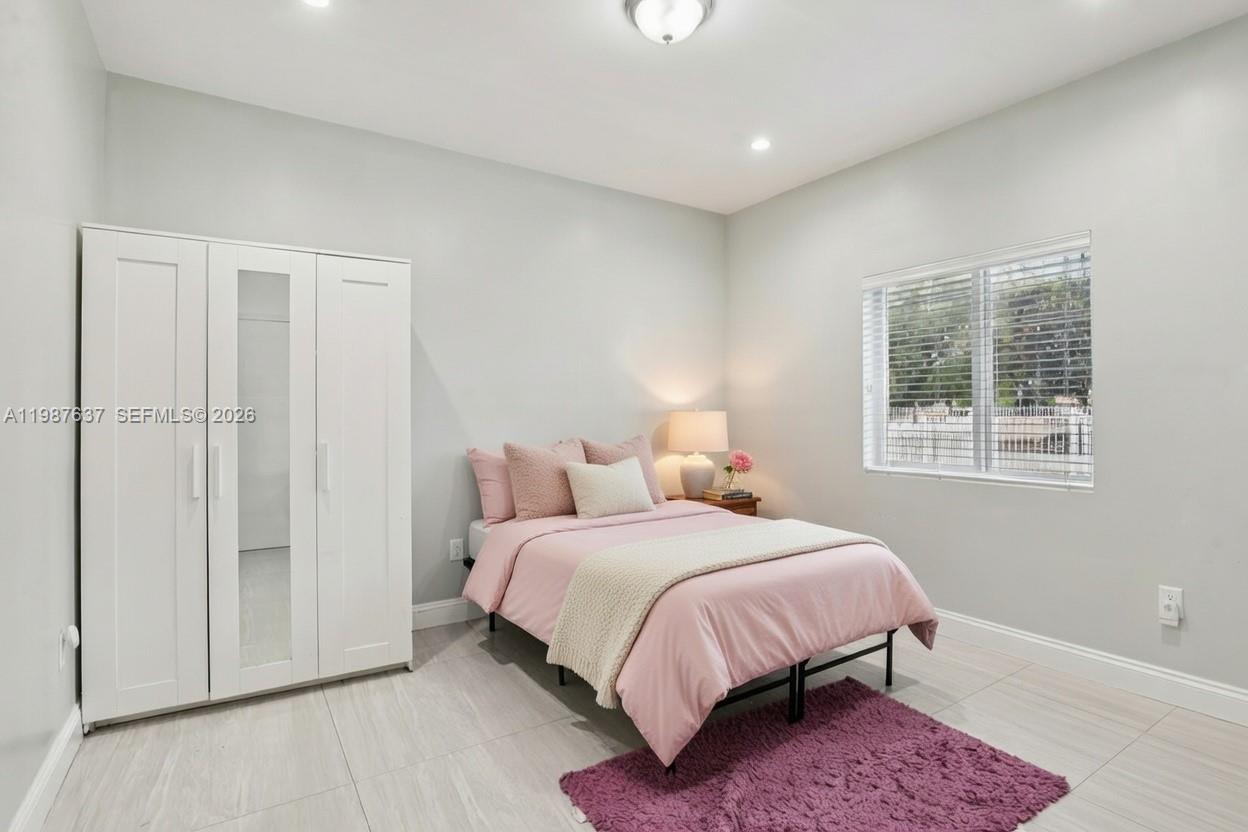 RICHLAND HEIGHTS - Residential