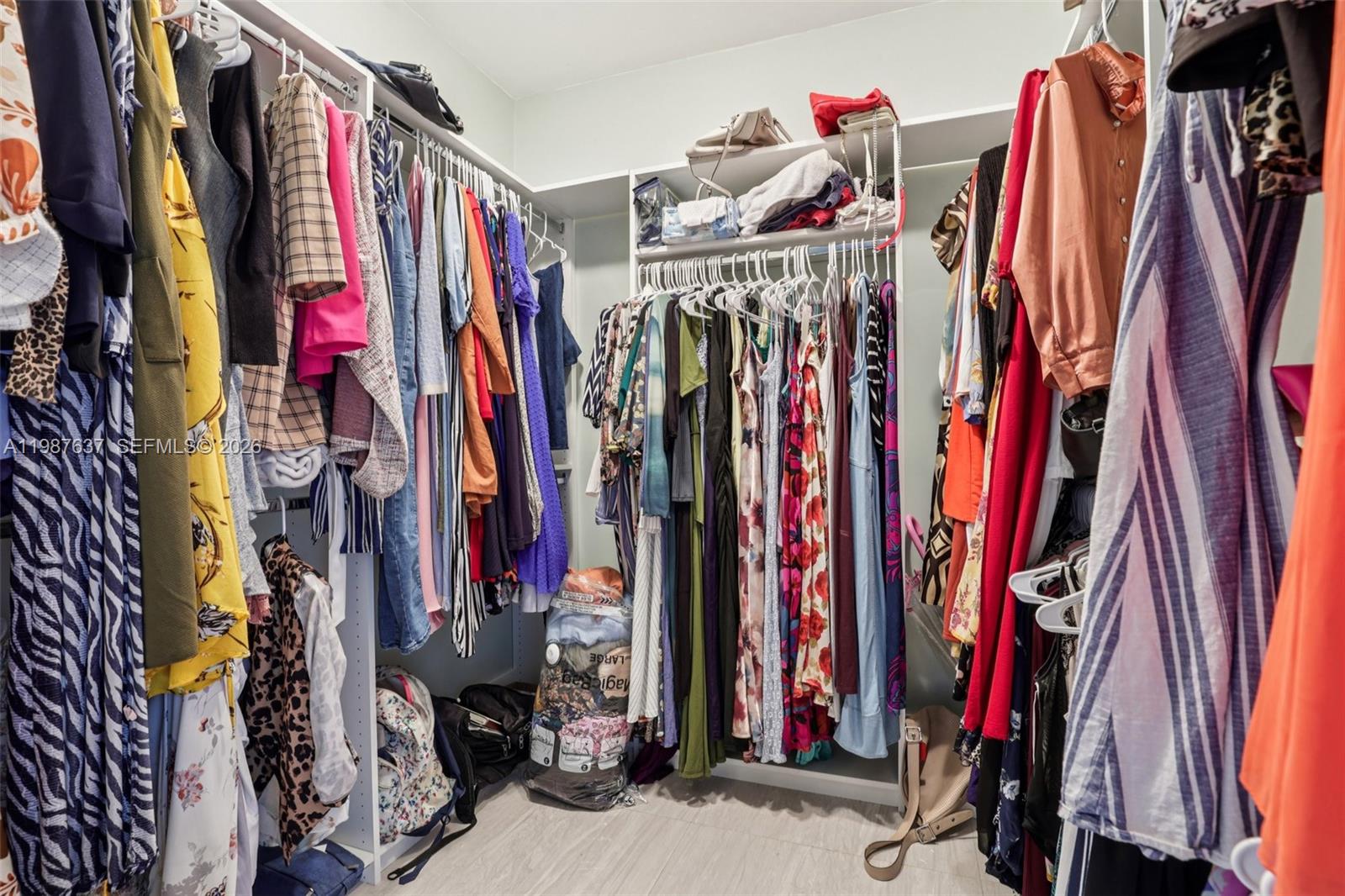 RICHLAND HEIGHTS - Residential