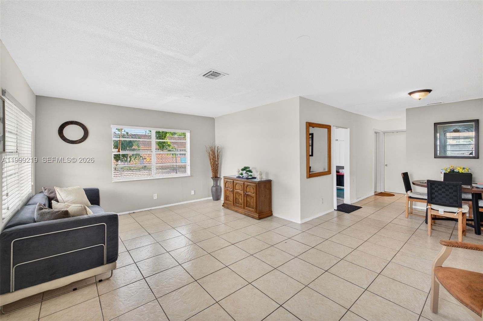 1619-1621 NW 8th Ave