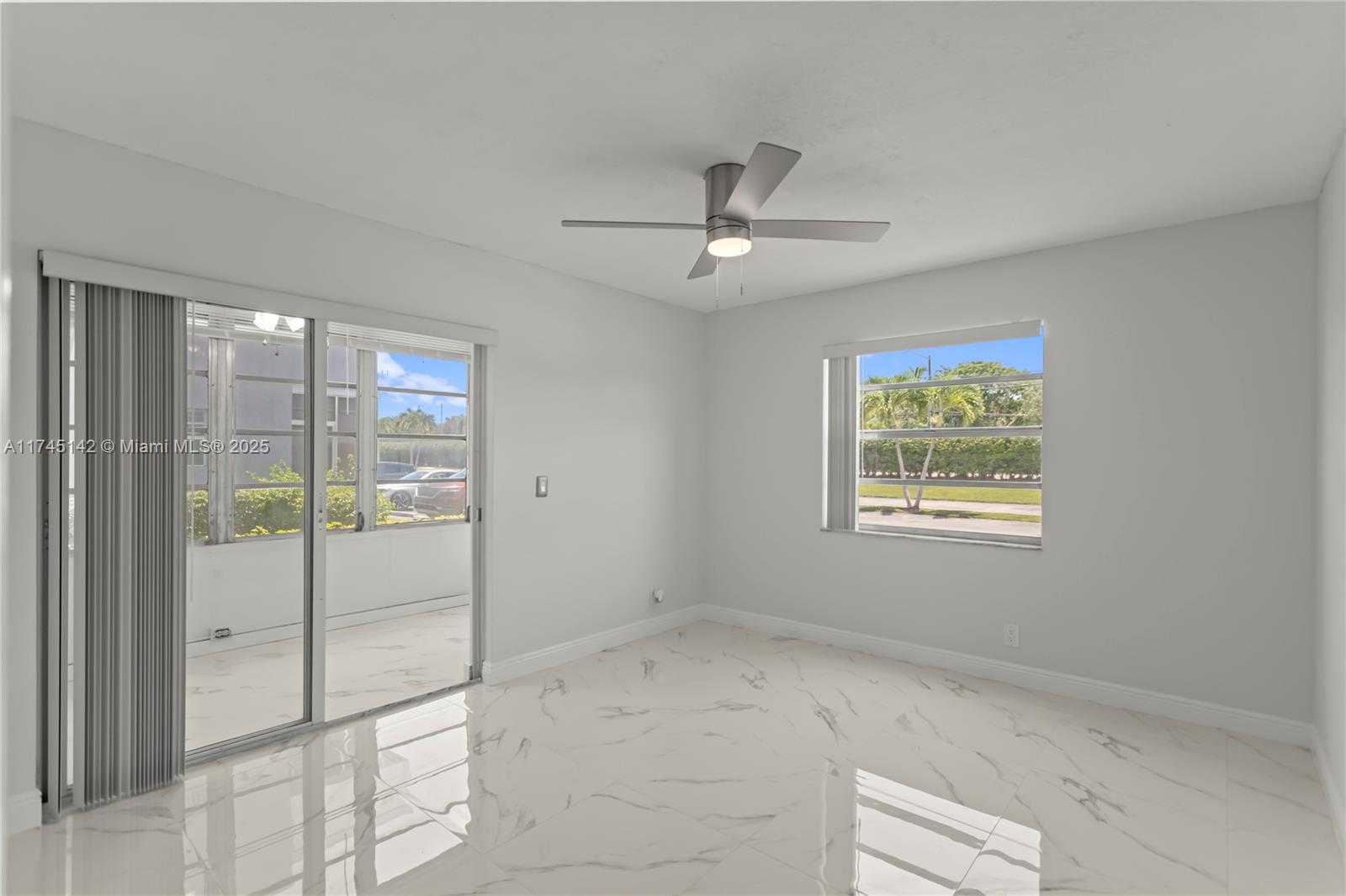 KINGS POINT FLANDERS COND - Residential