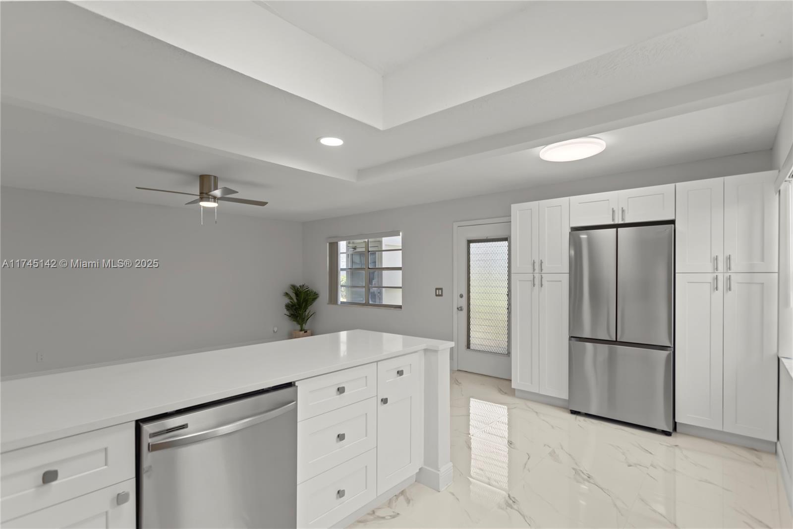 KINGS POINT FLANDERS COND - Residential