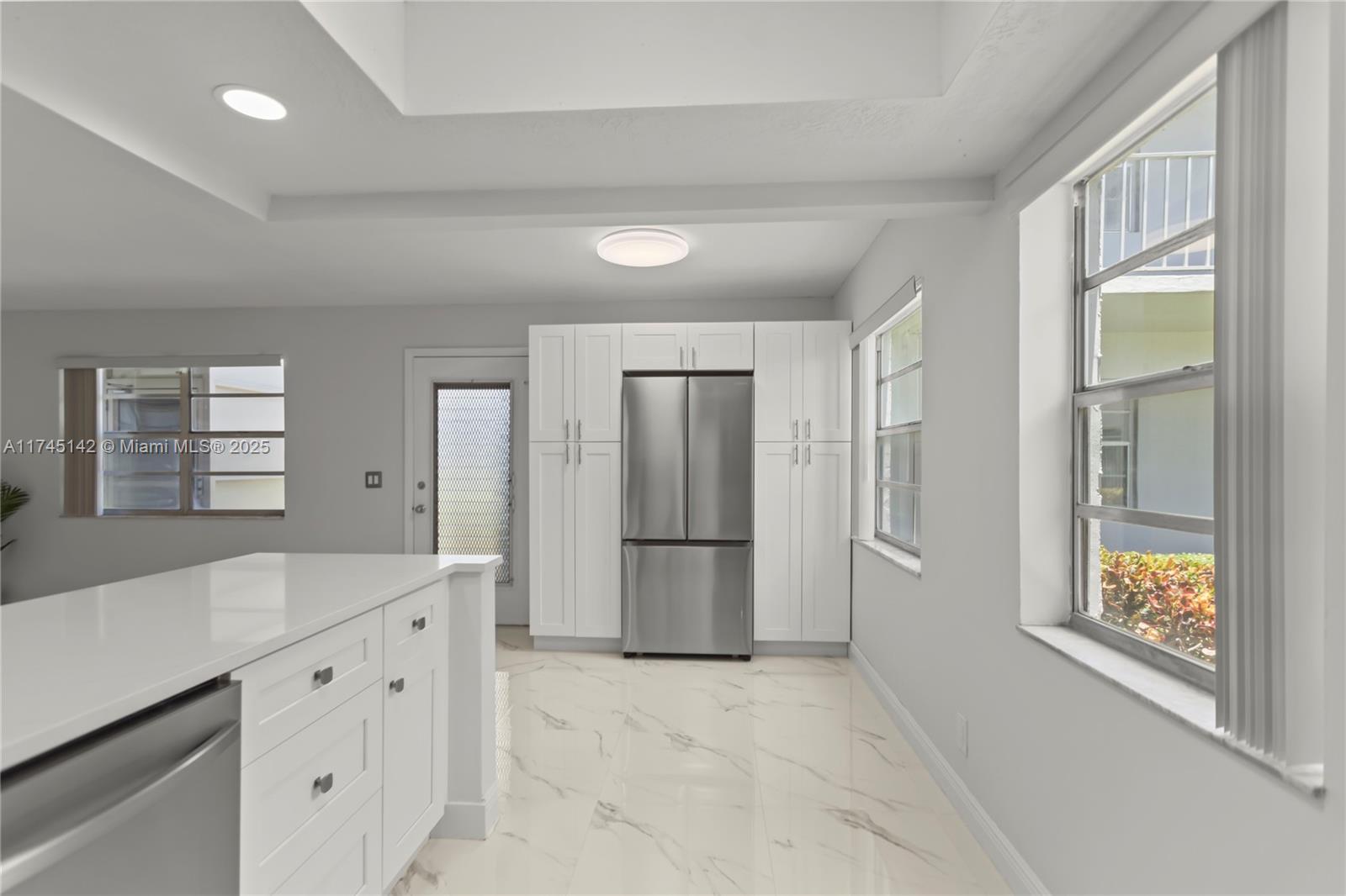 KINGS POINT FLANDERS COND - Residential