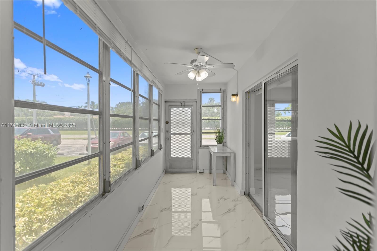 KINGS POINT FLANDERS COND - Residential
