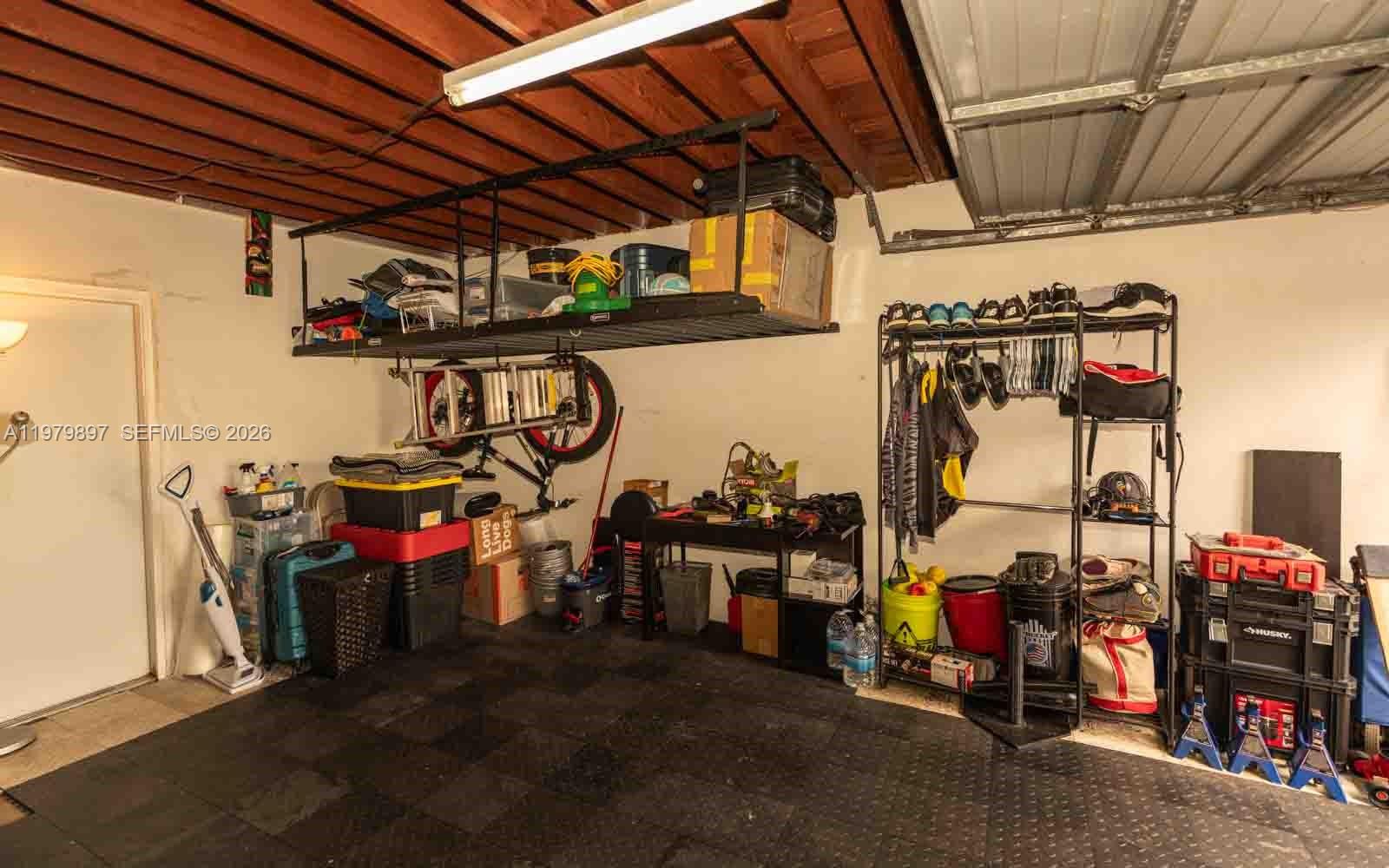 SUNRISE GOLF VILLAGE SEC - Residential