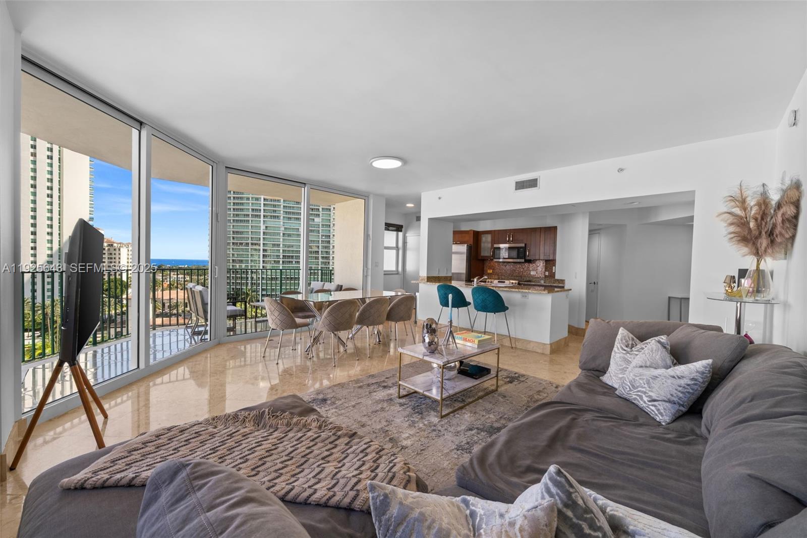 TURNBERRY VILLAGE SO TOWE - Residential Lease