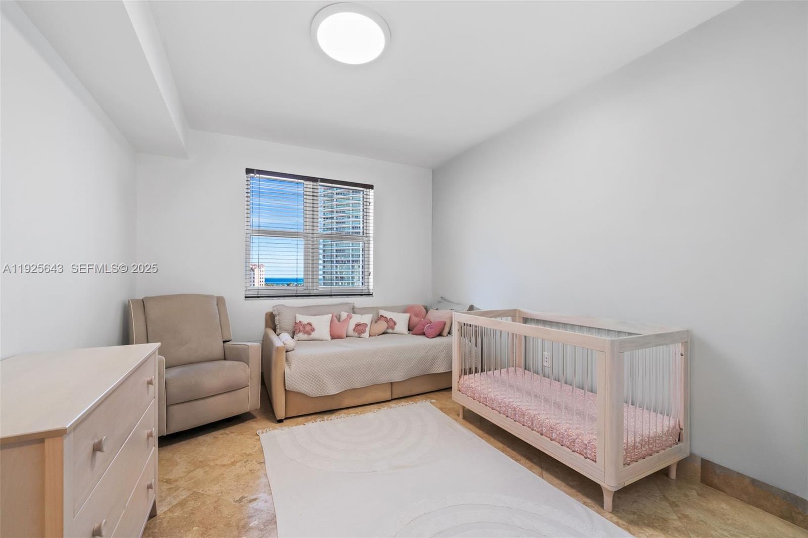 TURNBERRY VILLAGE SO TOWE - Residential Lease