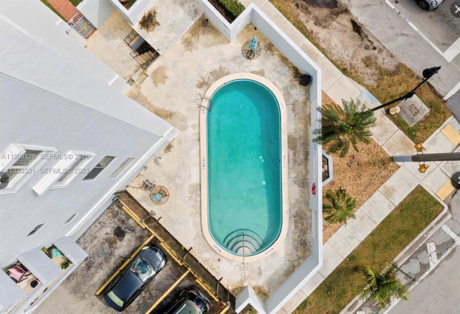 CORAL WAY MANOR CONDO - Residential