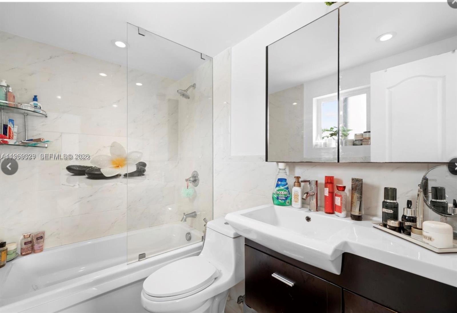 CORAL WAY MANOR CONDO - Residential