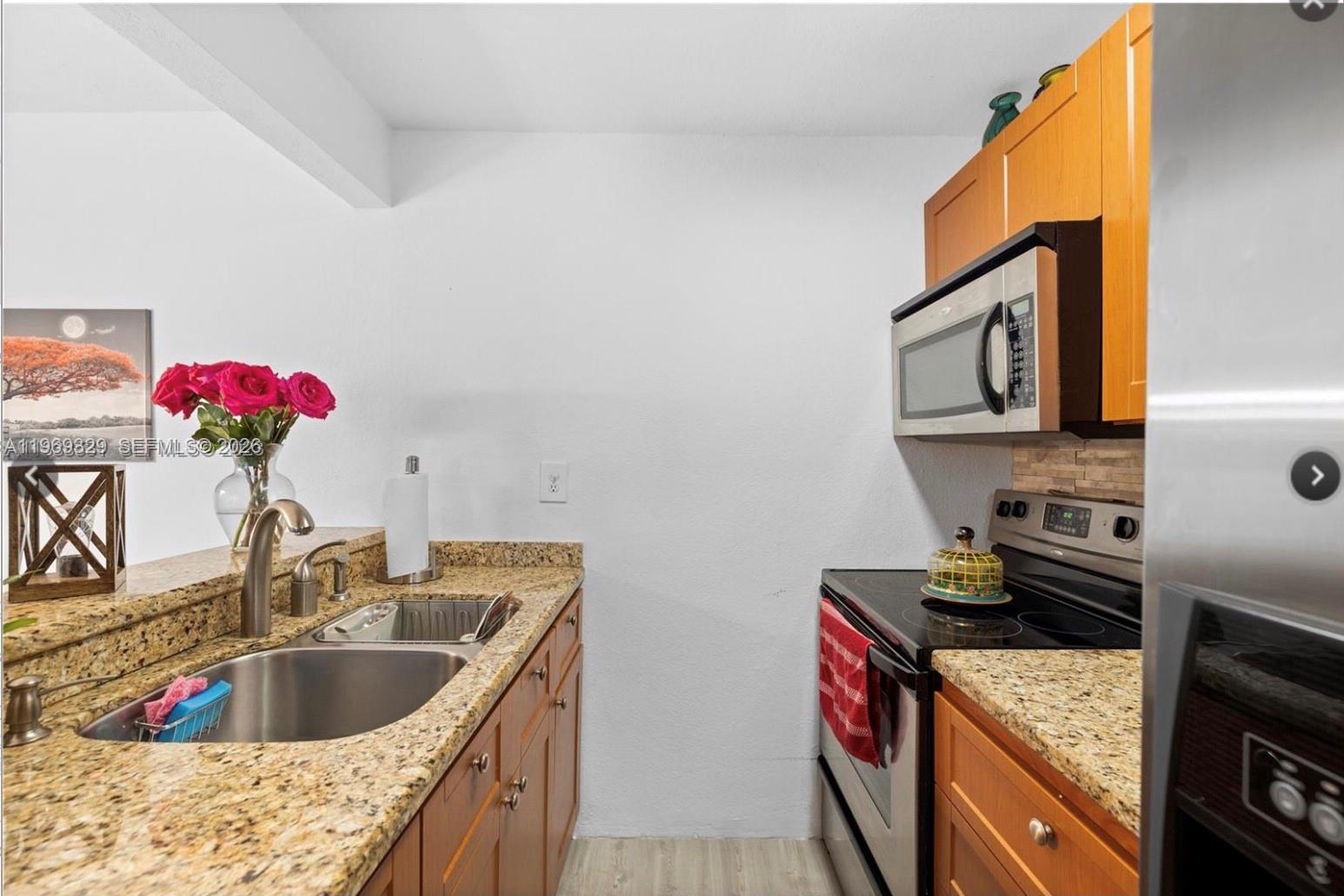 CORAL WAY MANOR CONDO - Residential