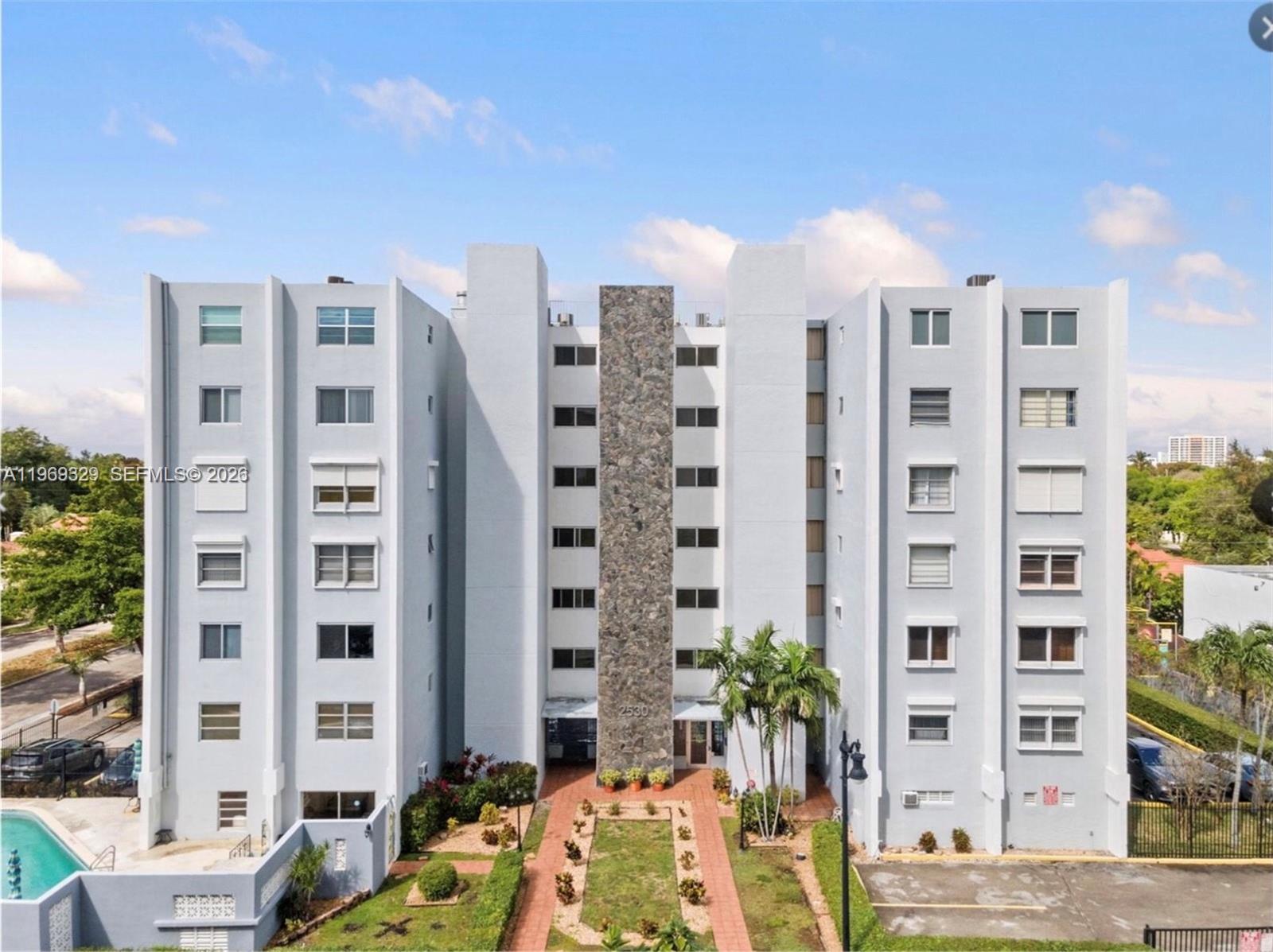 CORAL WAY MANOR CONDO - Residential