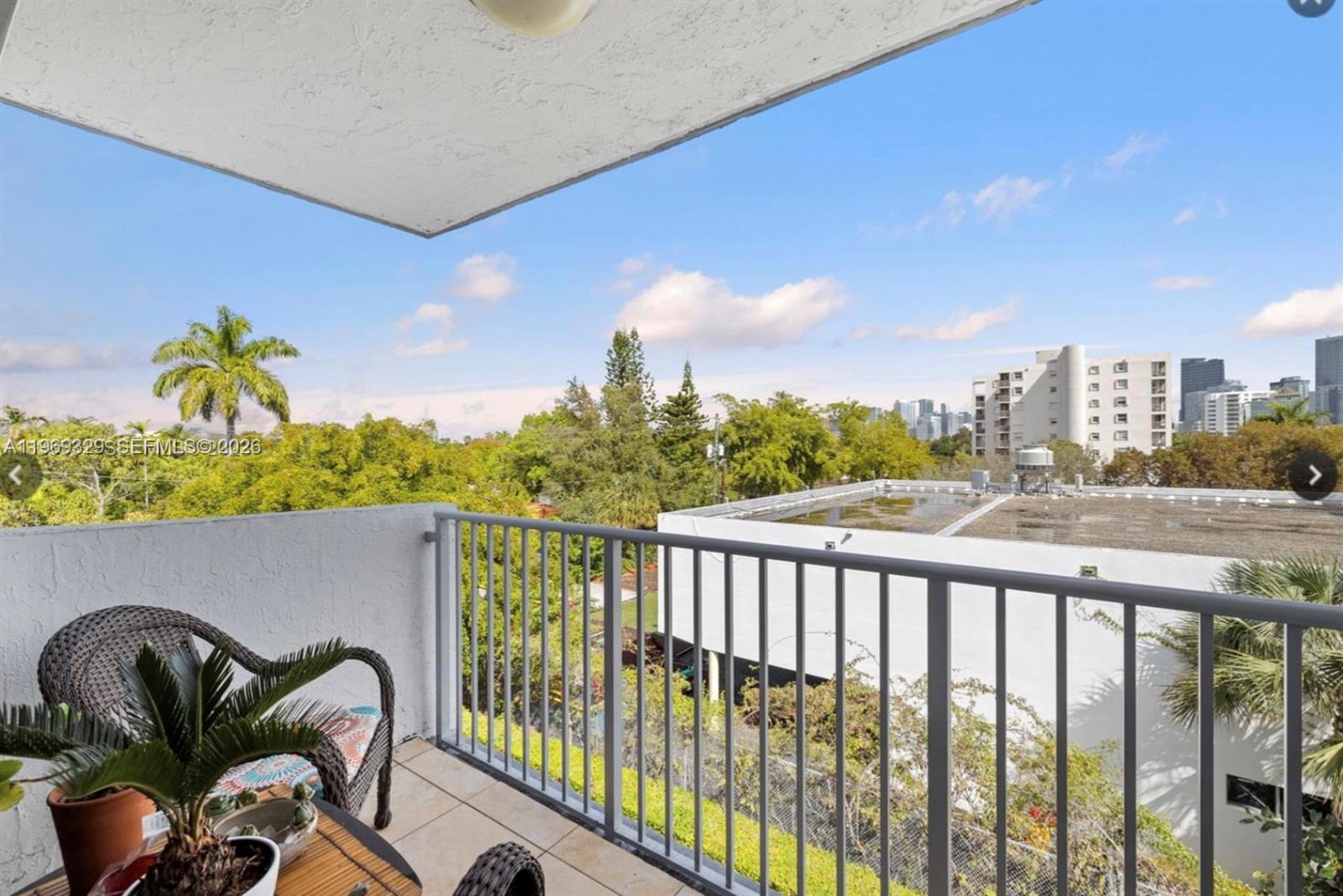 CORAL WAY MANOR CONDO - Residential