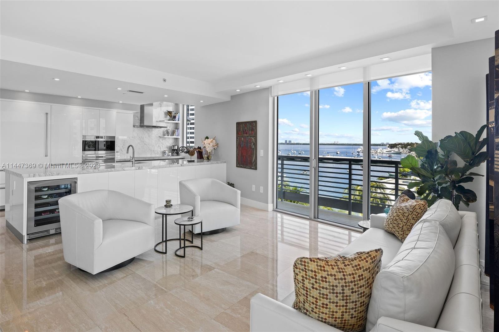 CAPRI SOUTH BEACH CONDO - Residential