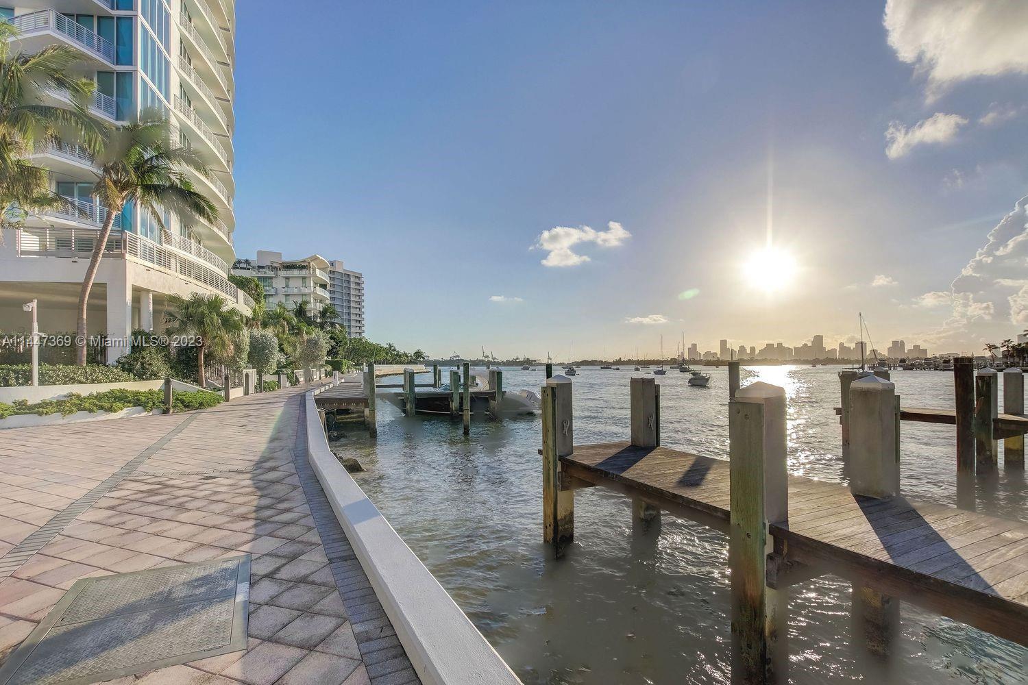 CAPRI SOUTH BEACH CONDO - Residential