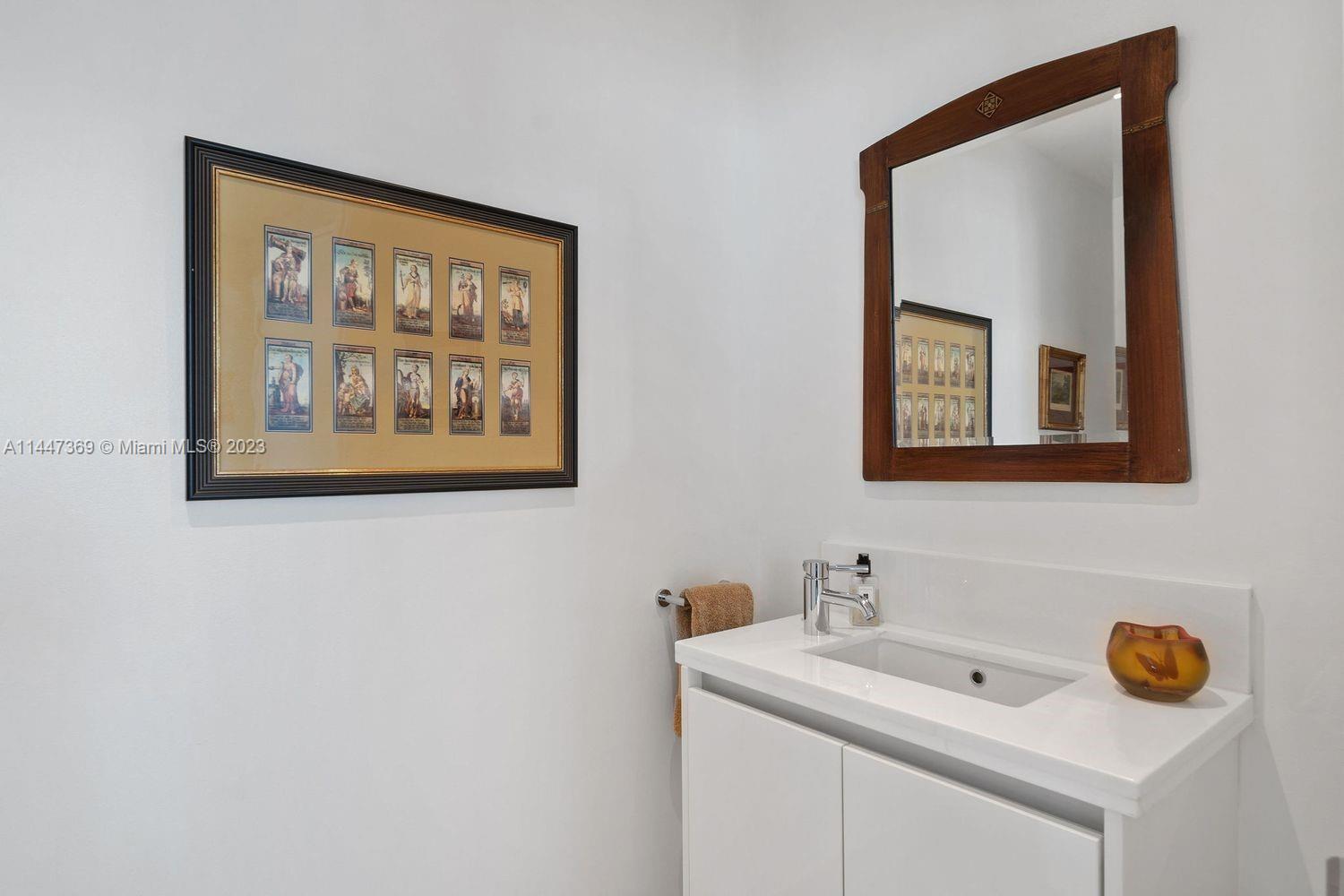 CAPRI SOUTH BEACH CONDO - Residential