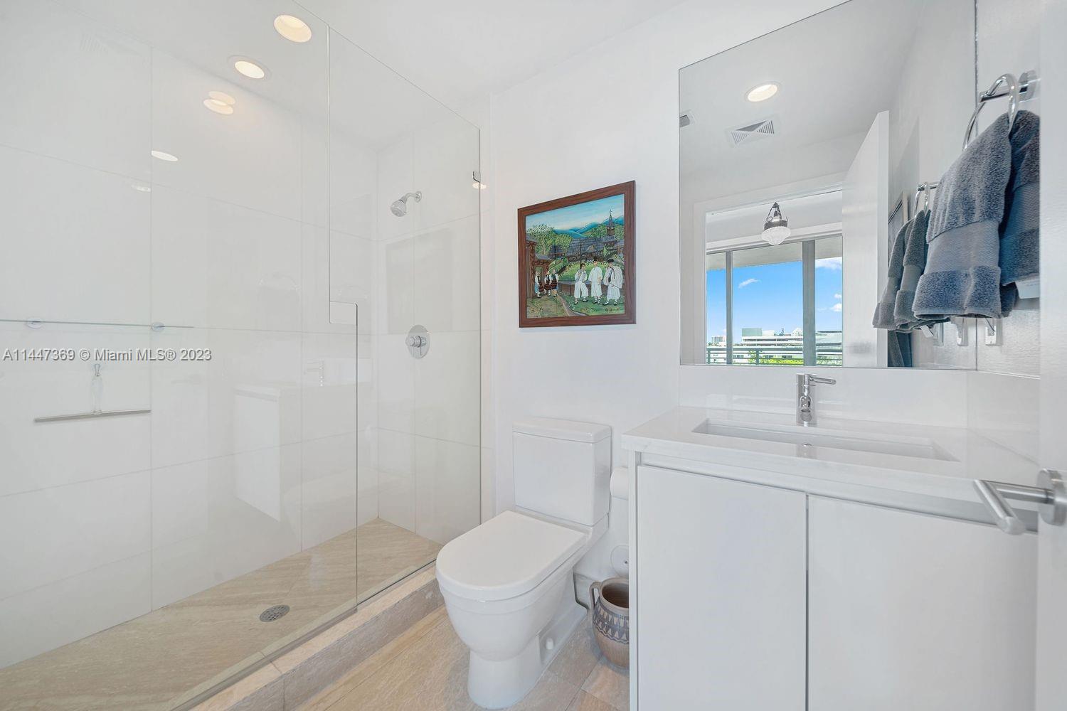 CAPRI SOUTH BEACH CONDO - Residential