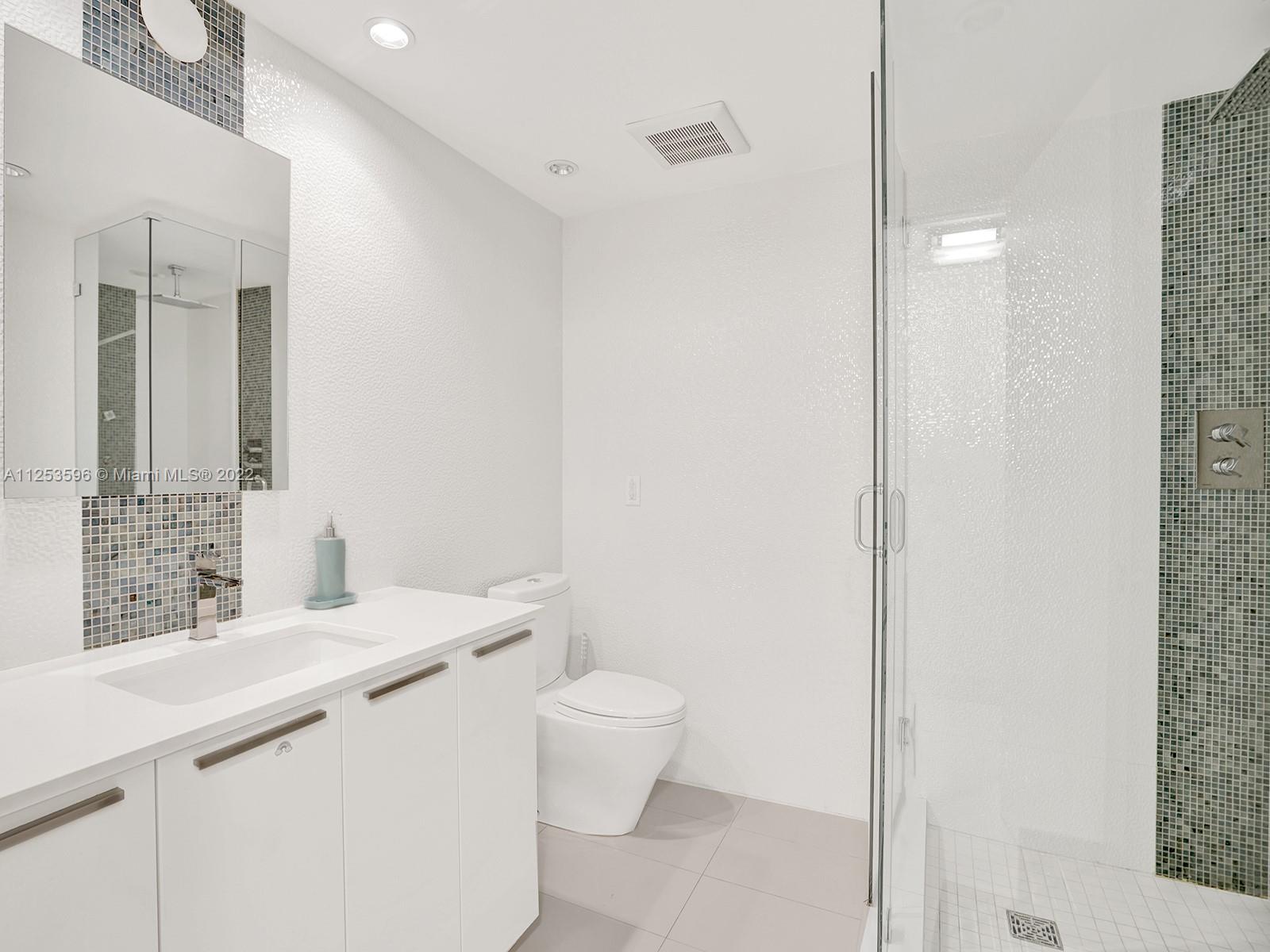 MIRADOR 1000 CONDO - Residential Lease