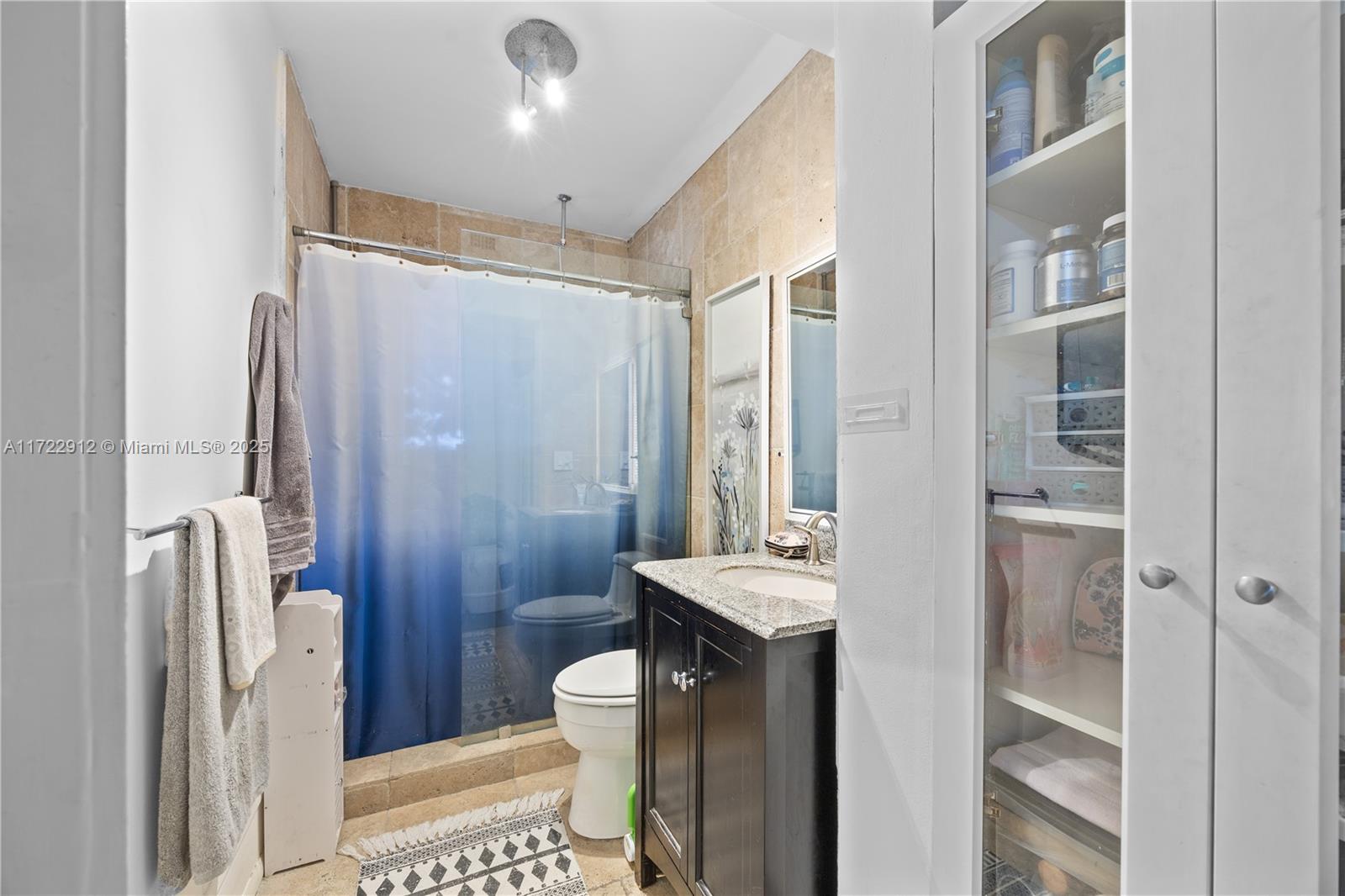 SHERITA CONDO - Residential