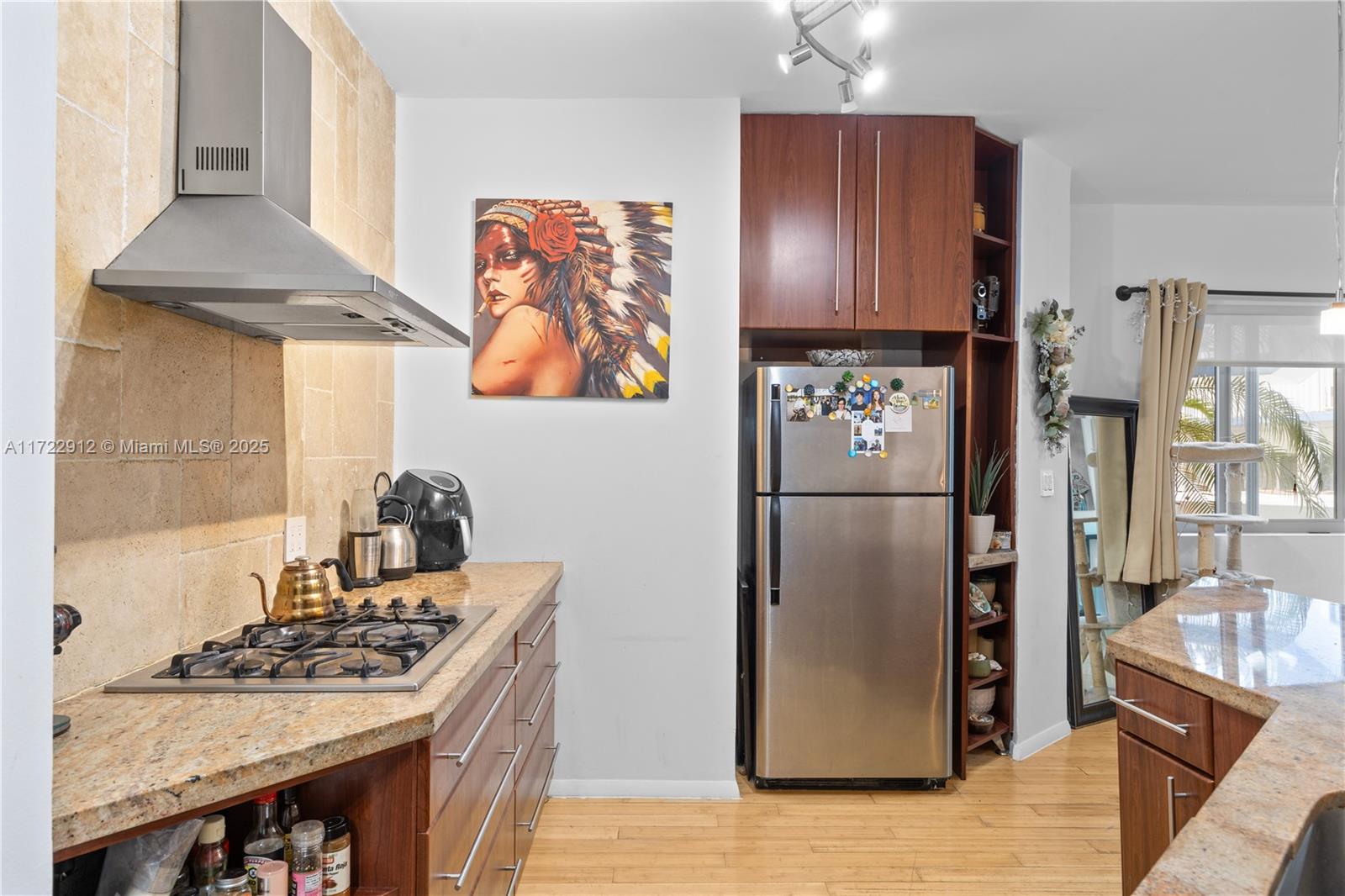 SHERITA CONDO - Residential