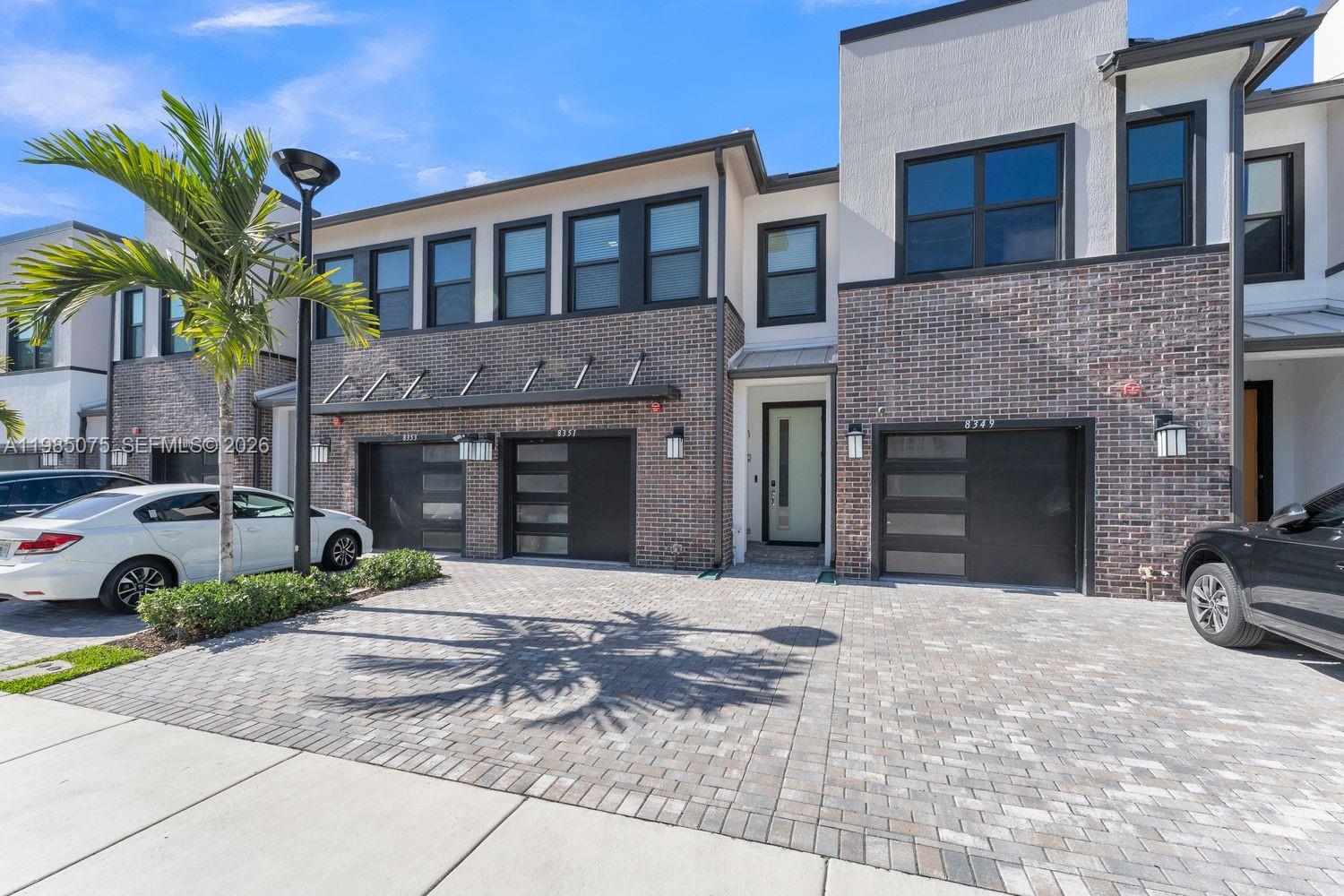 AMERICAN EXPRESS TRACT - Residential Lease