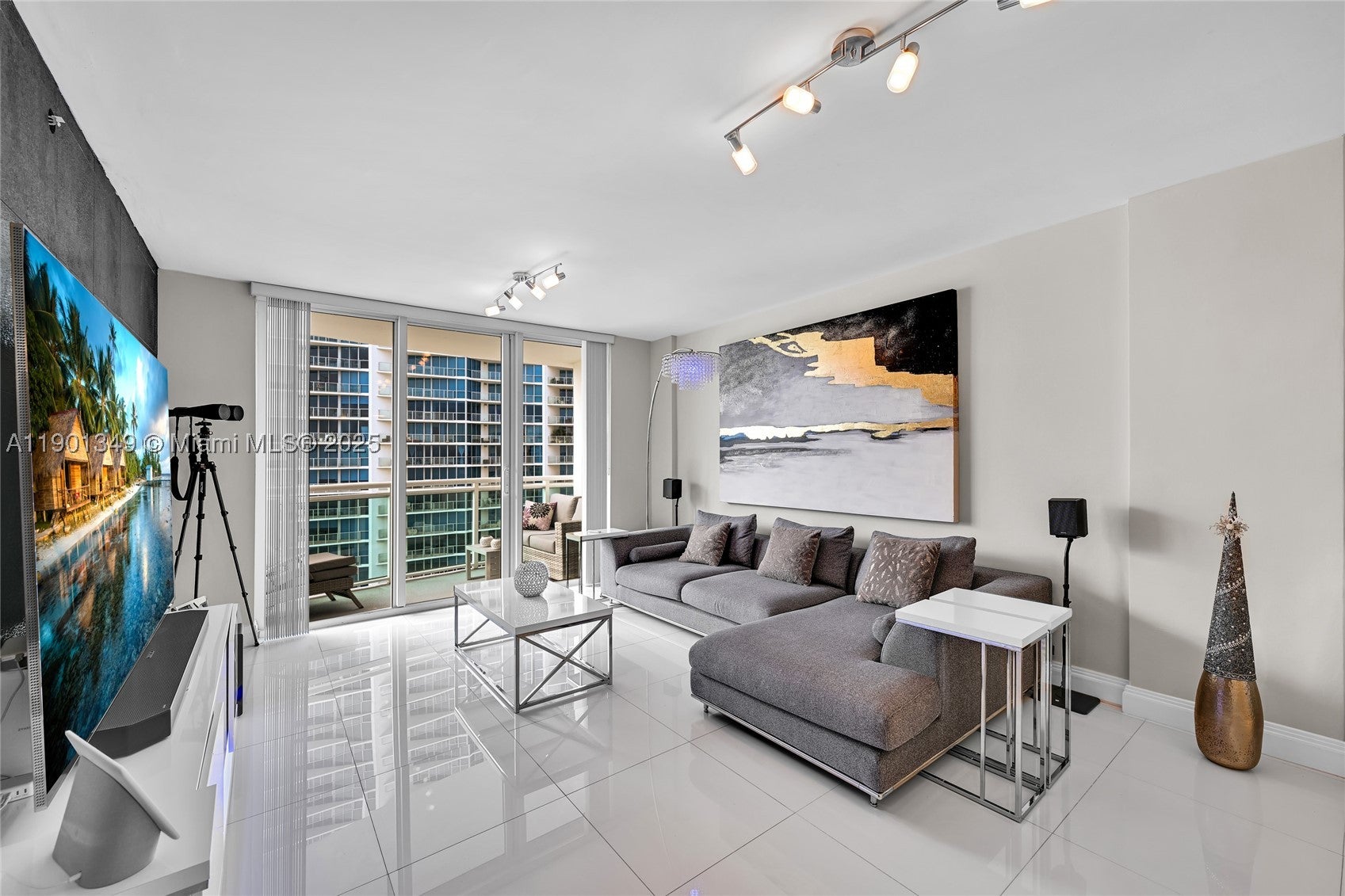 3001 S Ocean Dr 1513