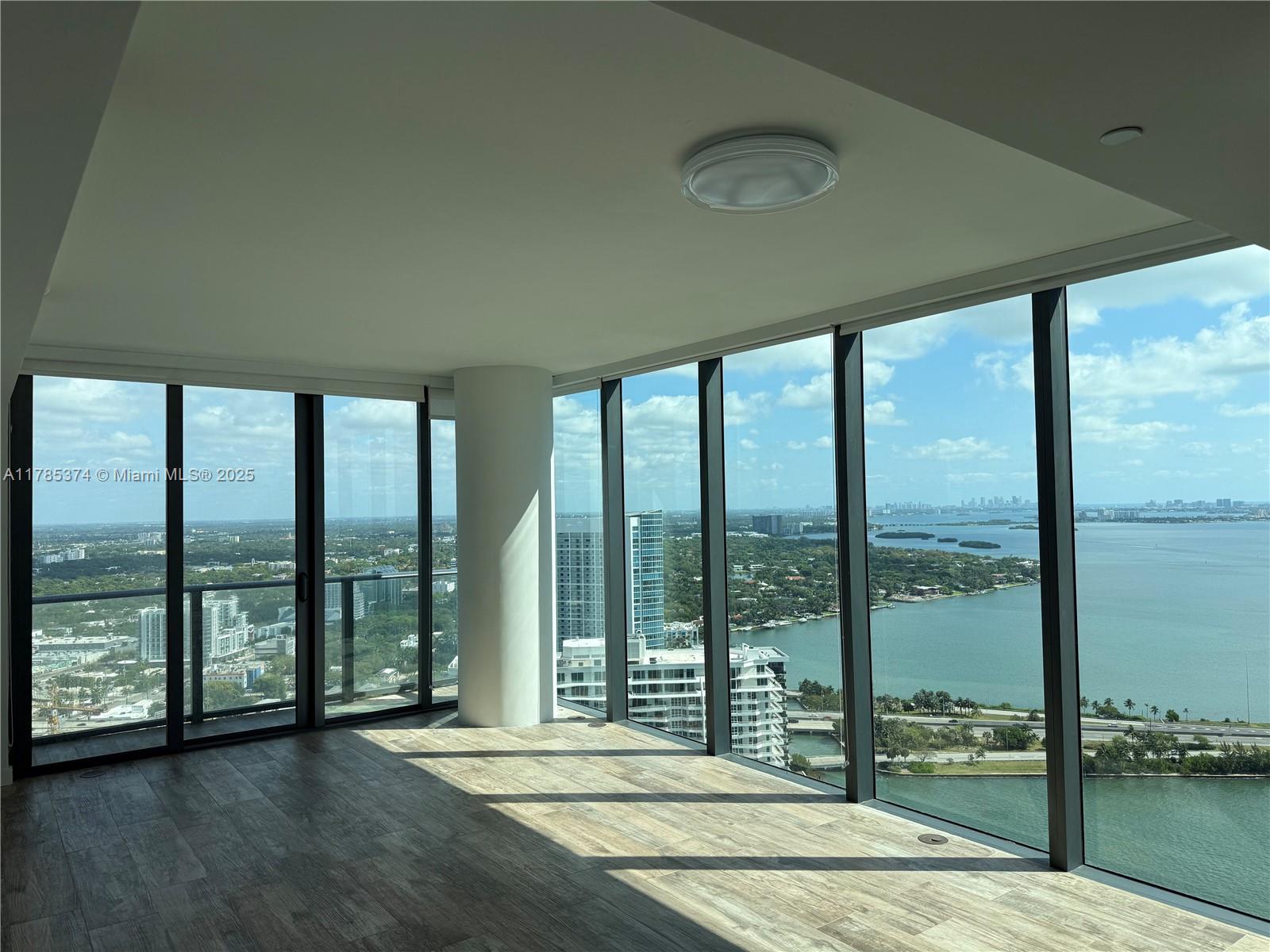 Rental Property at 650 Ne 32nd St 4108, Miami, Broward County, Florida - Bedrooms: 1 
Bathrooms: 2  - $4,300 MO.