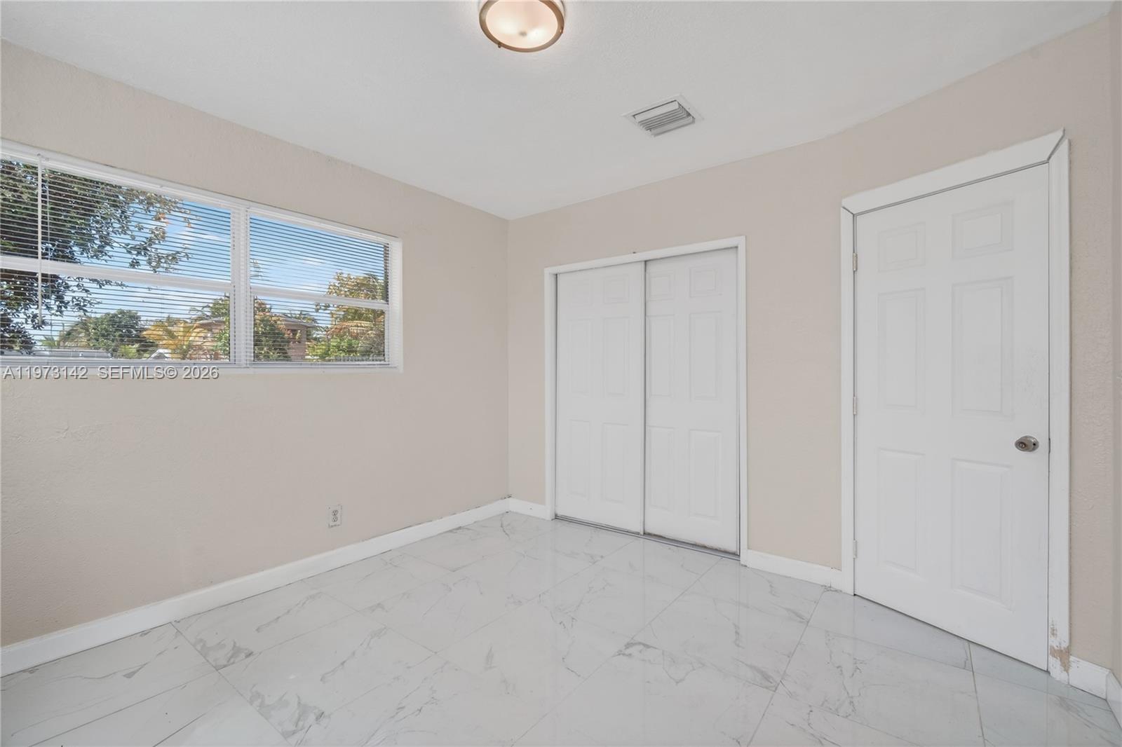 KENDALL GREEN SEC - Residential Income