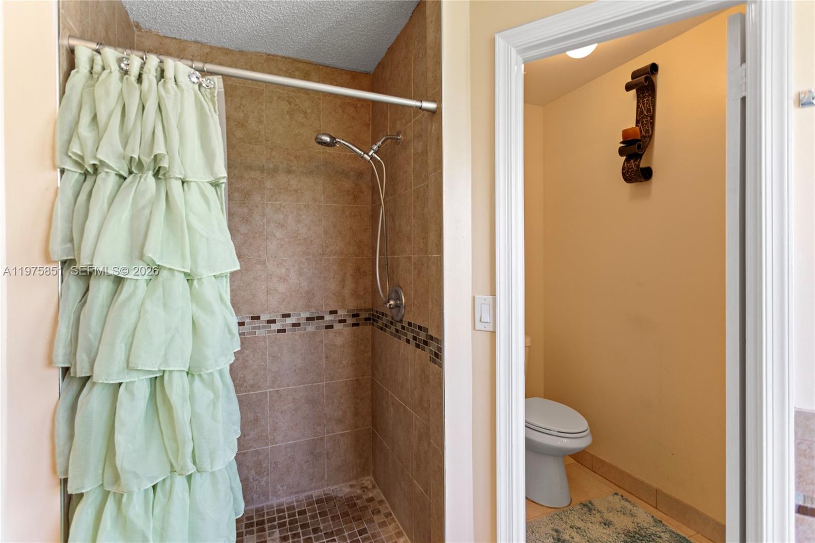 LANDINGS - Residential