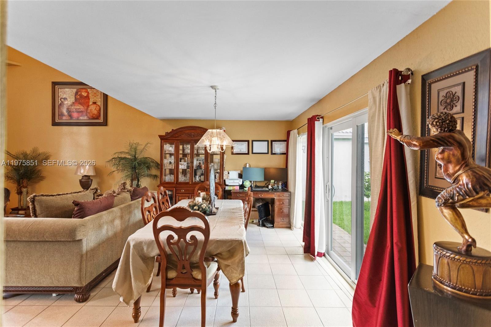 LANDINGS - Residential