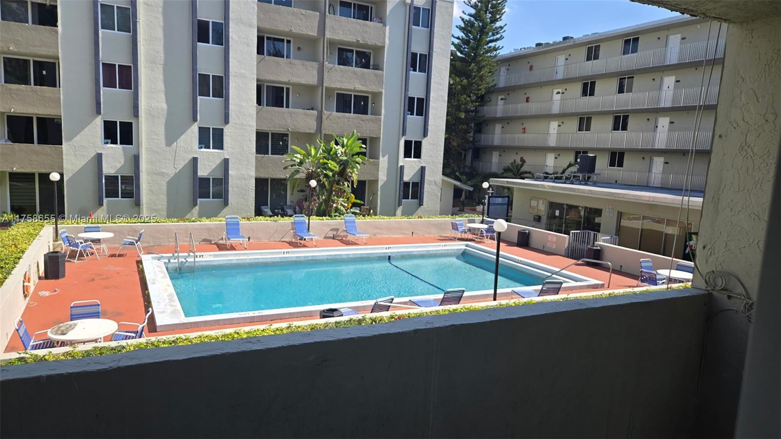 Rental Property at 10090 Nw 80th Ct 1223, Hialeah Gardens, Miami-Dade County, Florida - Bedrooms: 2 
Bathrooms: 2  - $2,250 MO.