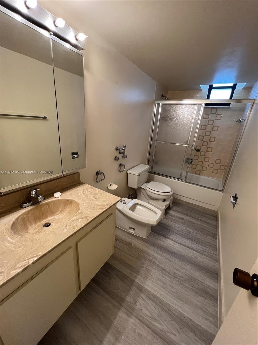 OLYMPUS CONDO PHASE - Residential Lease