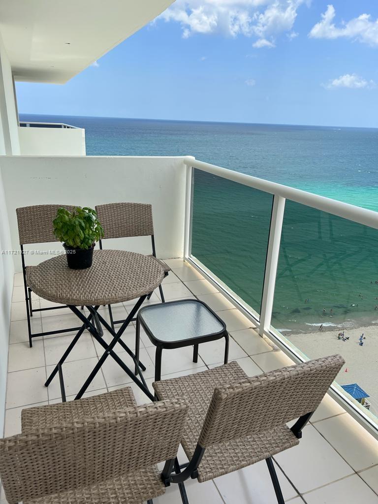SEA AIR TOWERS CONDO - Residential Lease
