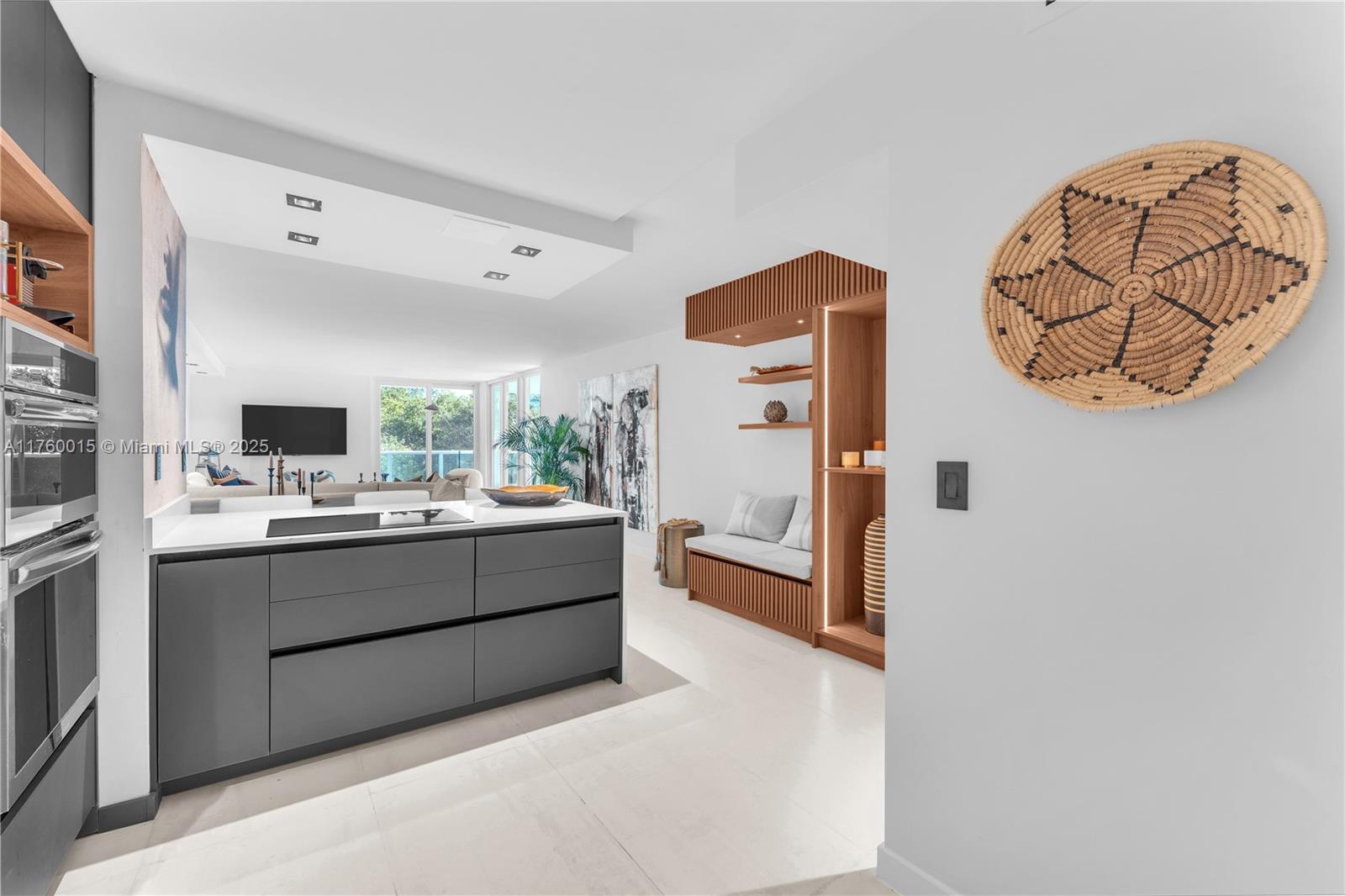 ARLEN HOUSE EAST CONDO - Residential
