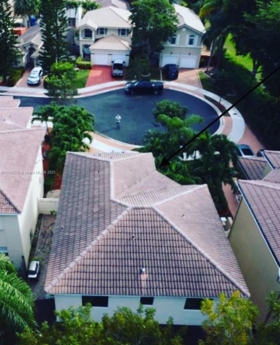 4318 Nw 113th Pl, Doral, Miami-Dade County, Florida - 3 Bedrooms  
3 Bathrooms - 