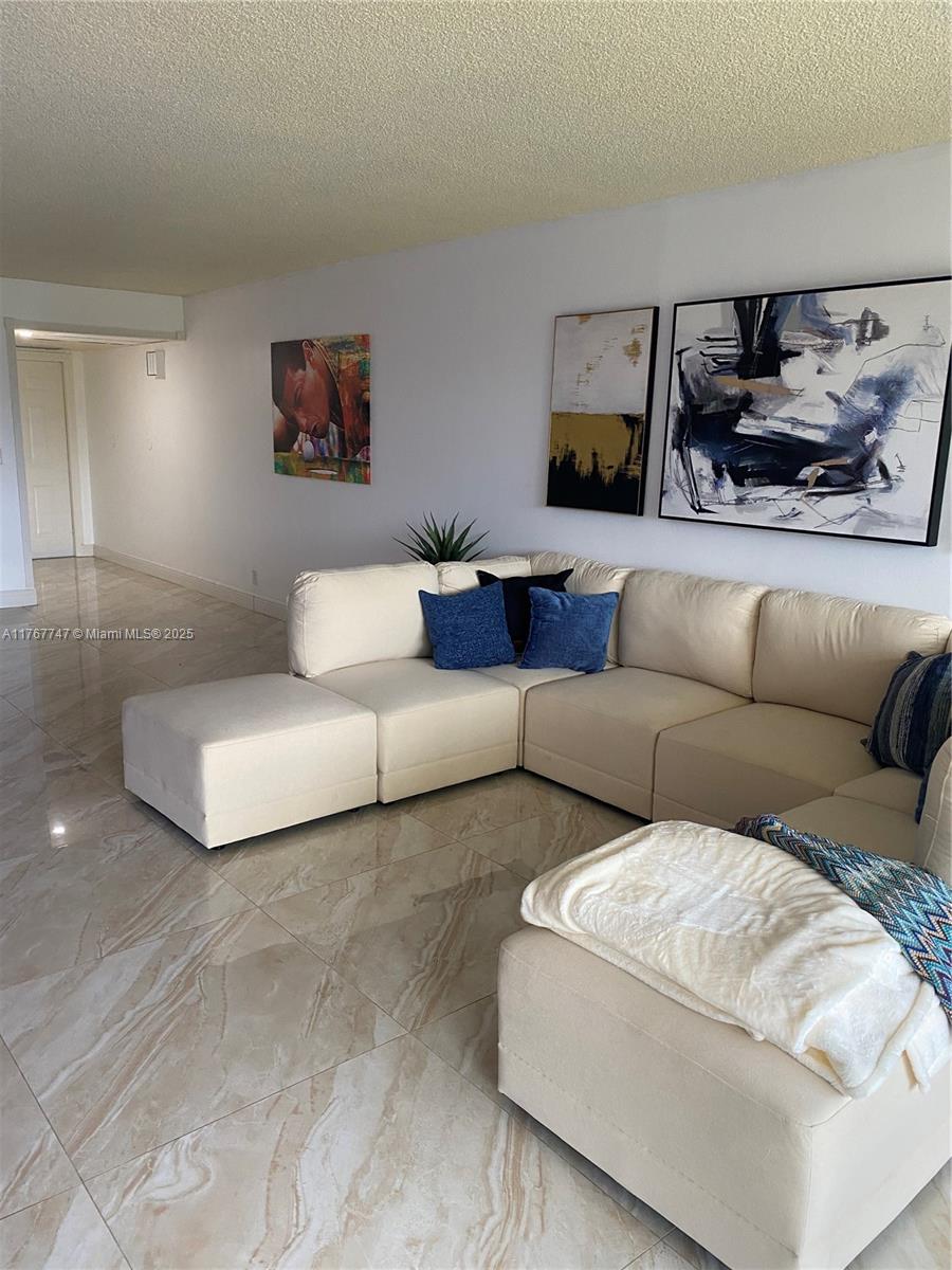 NO 20 PALM-AIRE COUNTRY C - Residential