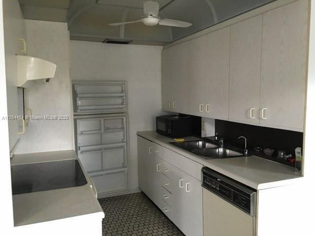 EXETER AT CENTURY VILLAGE - Residential