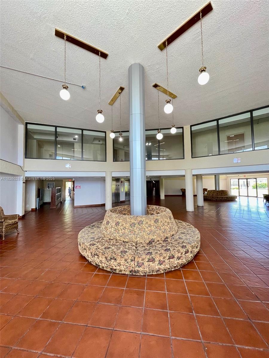1300 SW 122nd Ave 304B-2