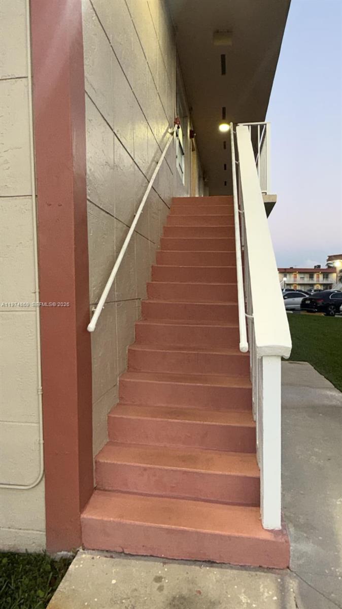 ROYALE GREEN CONDO 3 - Residential