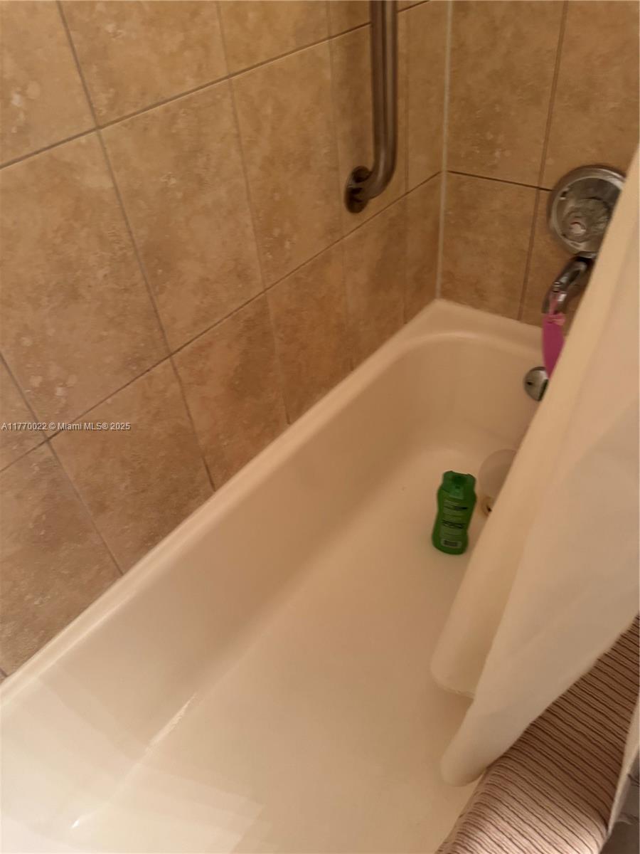 BERKELEY DIPLOMAT CO-OP - Residential