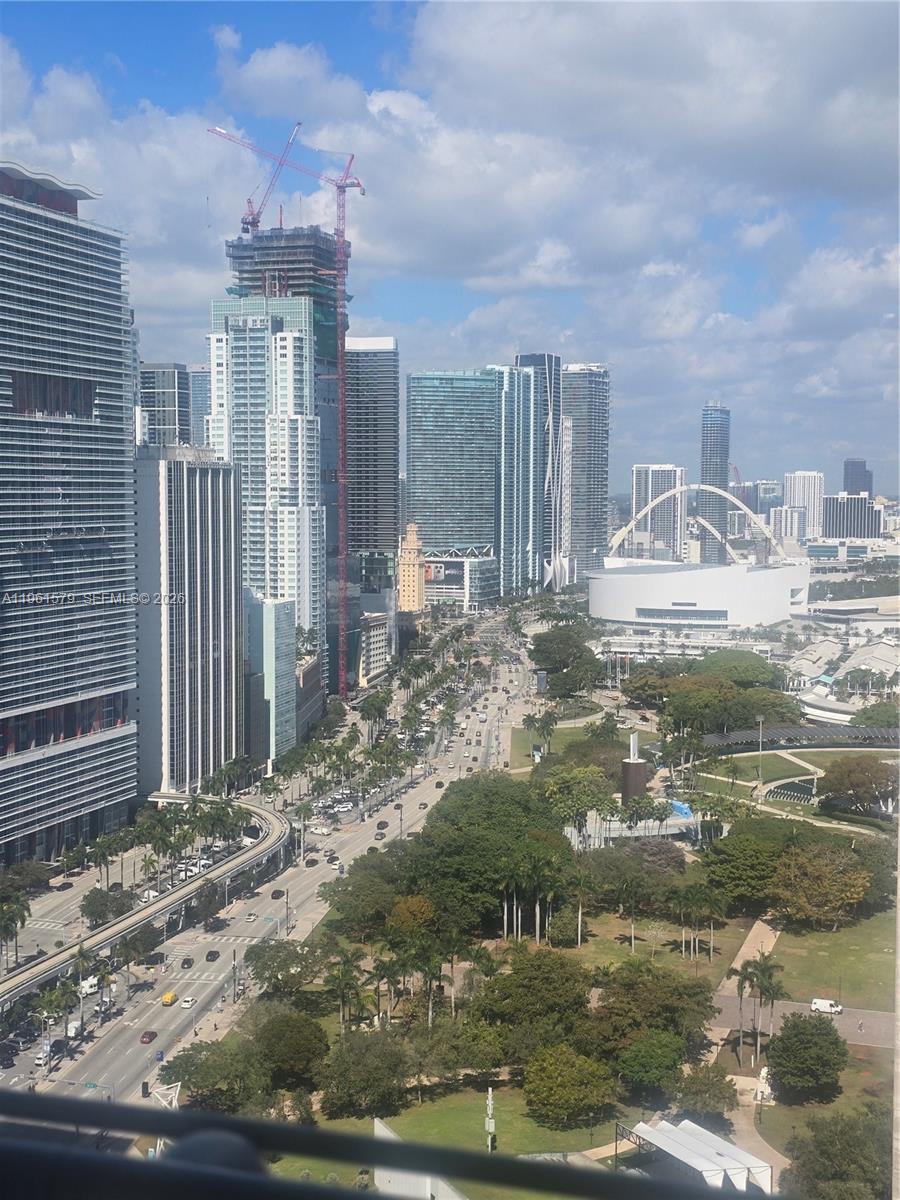 335 S Biscayne Blvd 3400