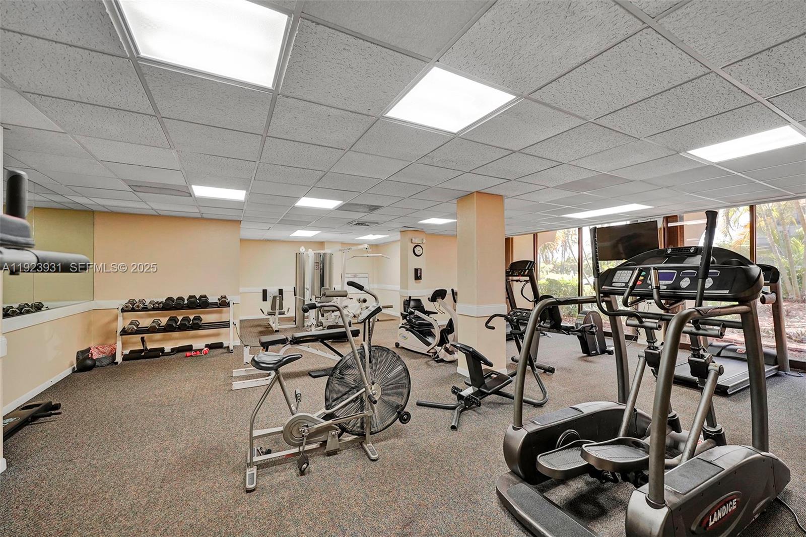 EMERALD HILLS C C APTS CO - Residential