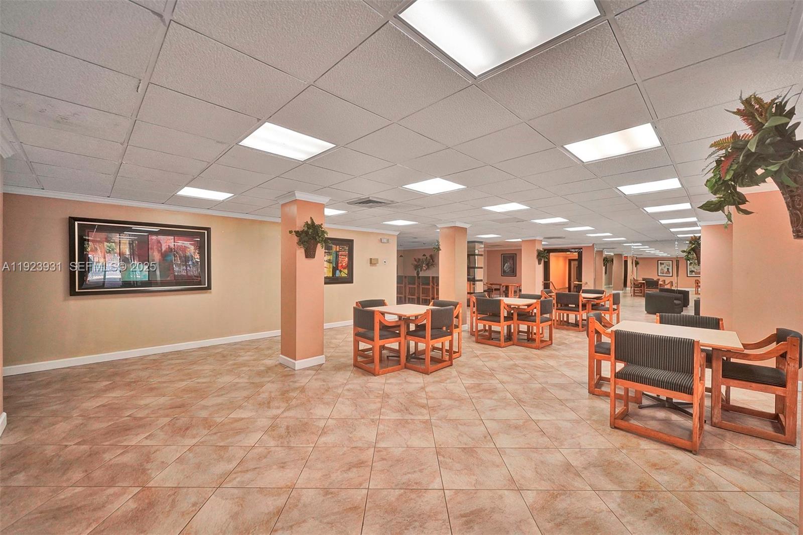 EMERALD HILLS C C APTS CO - Residential