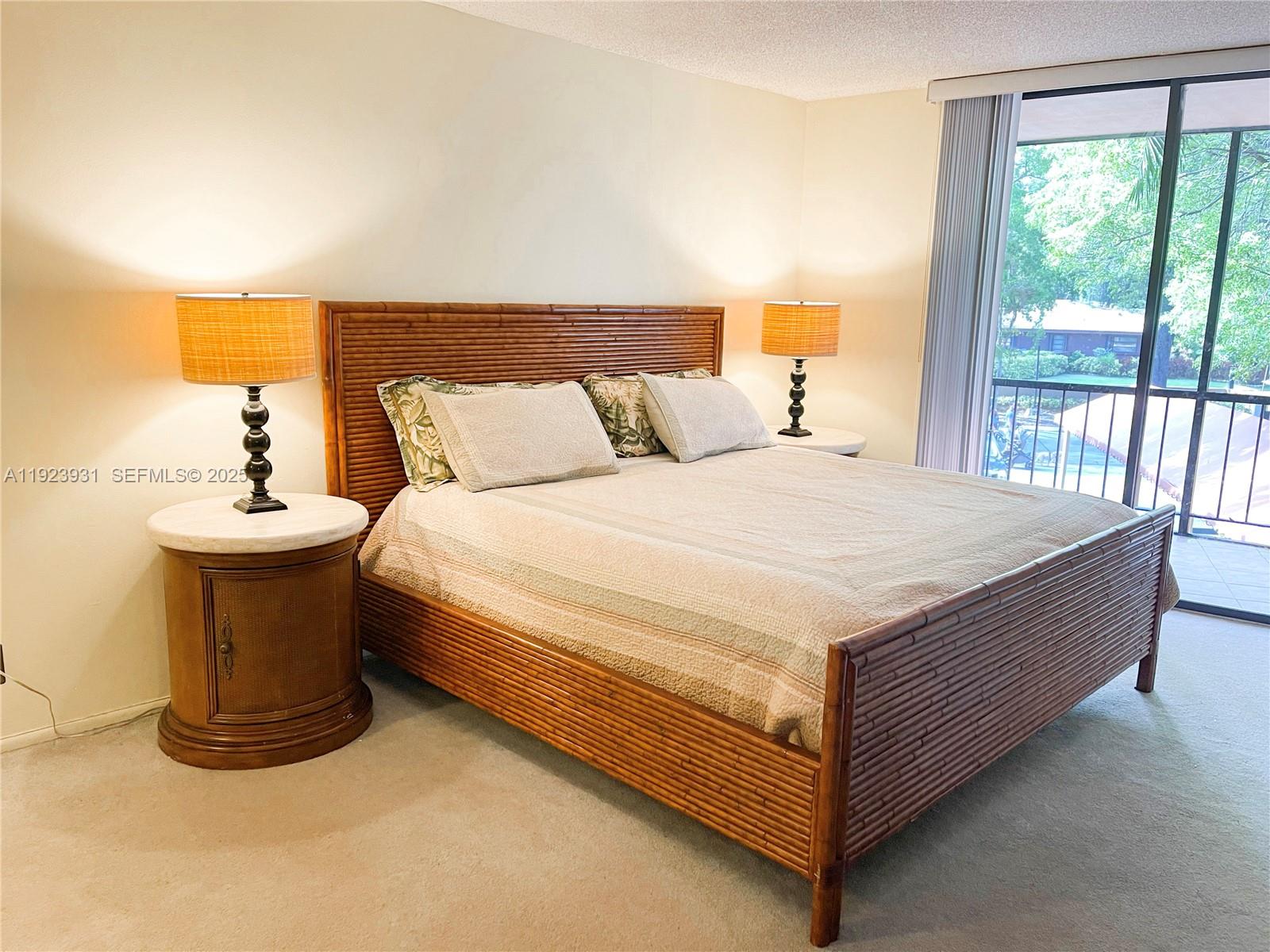 EMERALD HILLS C C APTS CO - Residential