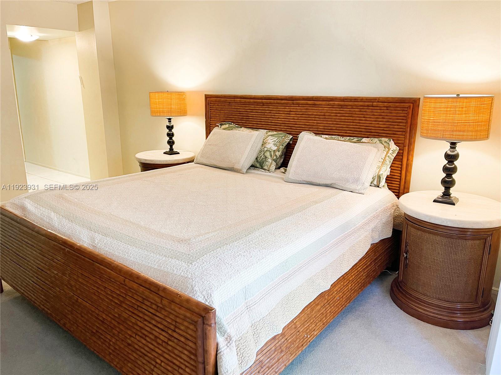 EMERALD HILLS C C APTS CO - Residential