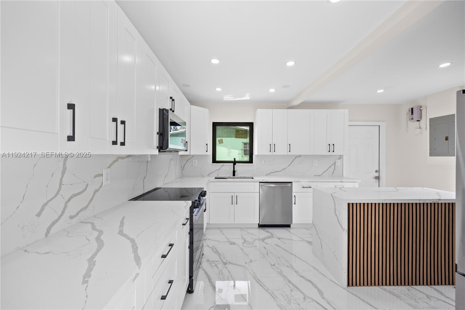 CAROL CITY 2ND ADDN - Residential