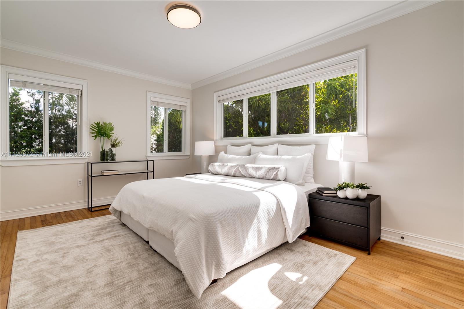 CORAL GABLES RIVIERA SEC - Residential