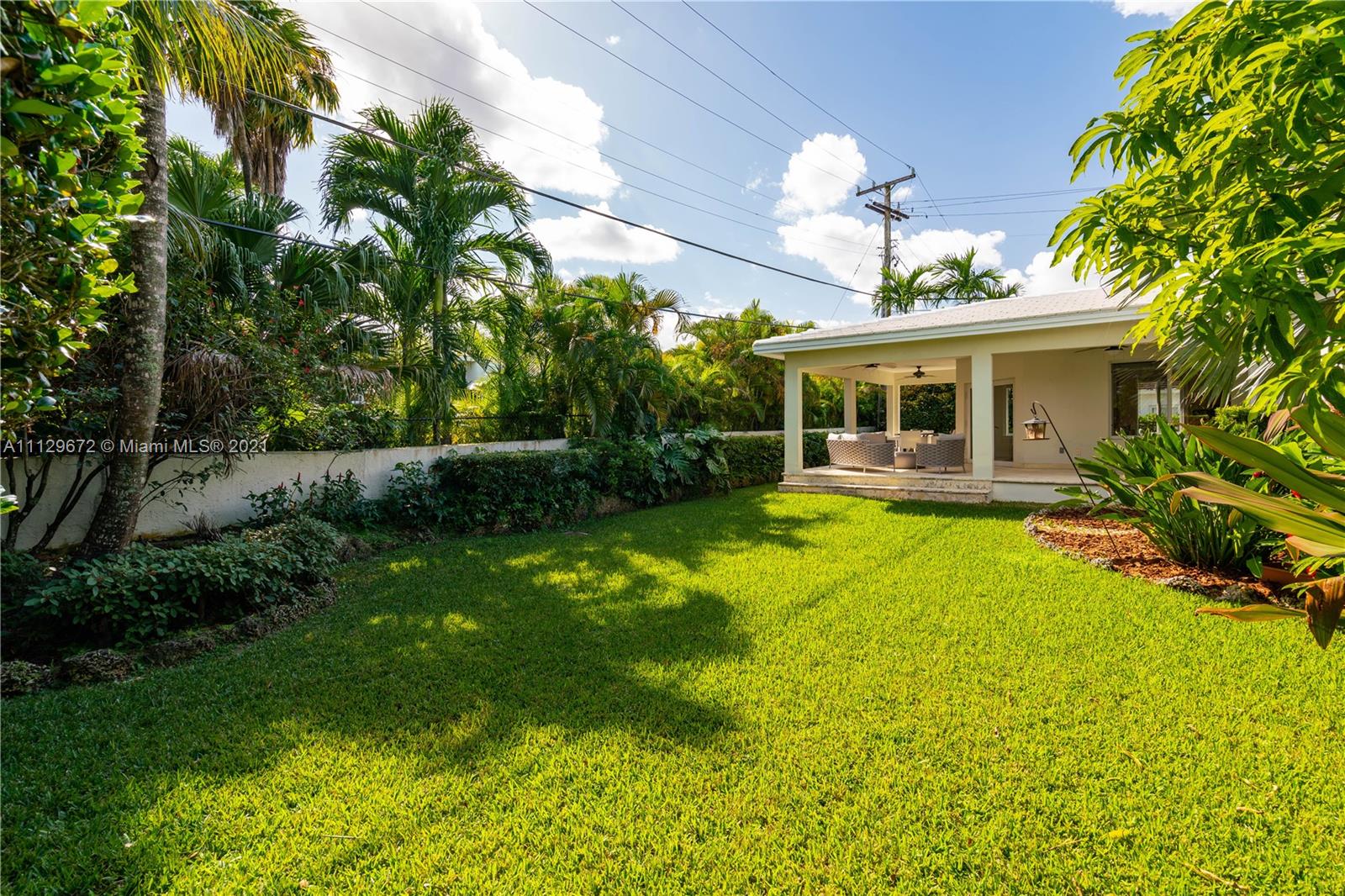 CORAL GABLES RIVIERA SEC - Residential