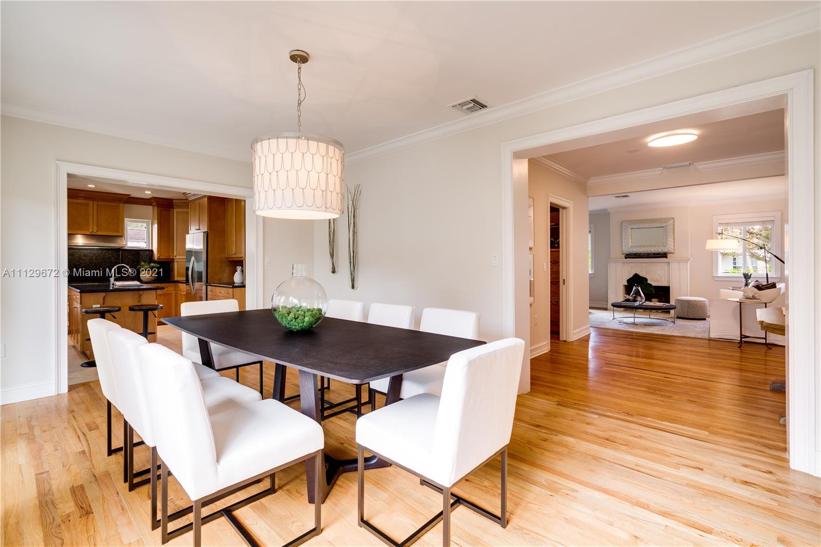 CORAL GABLES RIVIERA SEC - Residential