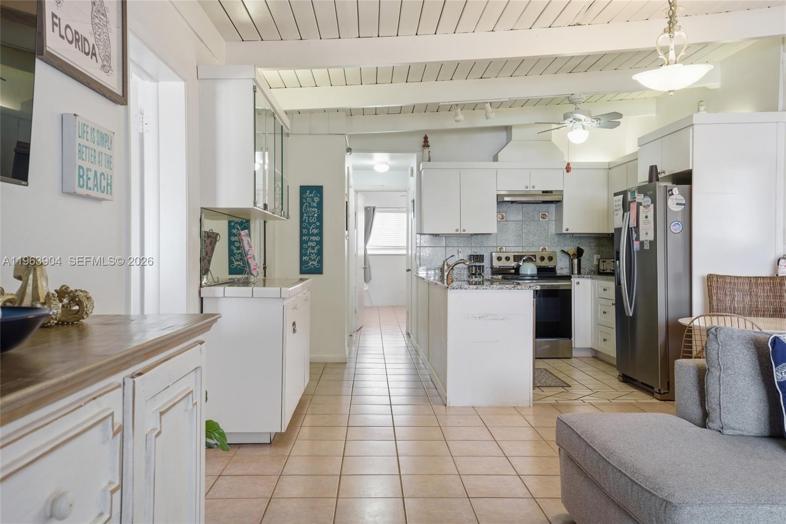 KEY COLONY BEACH 1ST ADD - Residential