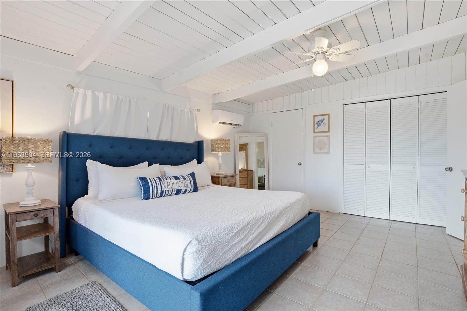 KEY COLONY BEACH 1ST ADD - Residential