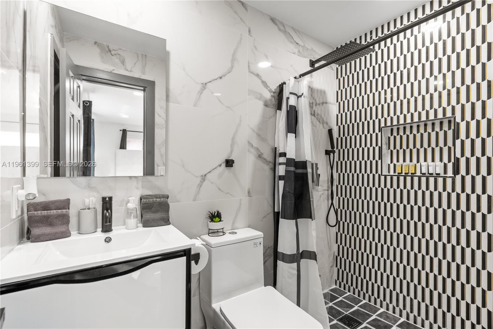 BONNIE LOCH SEC 2 - Residential